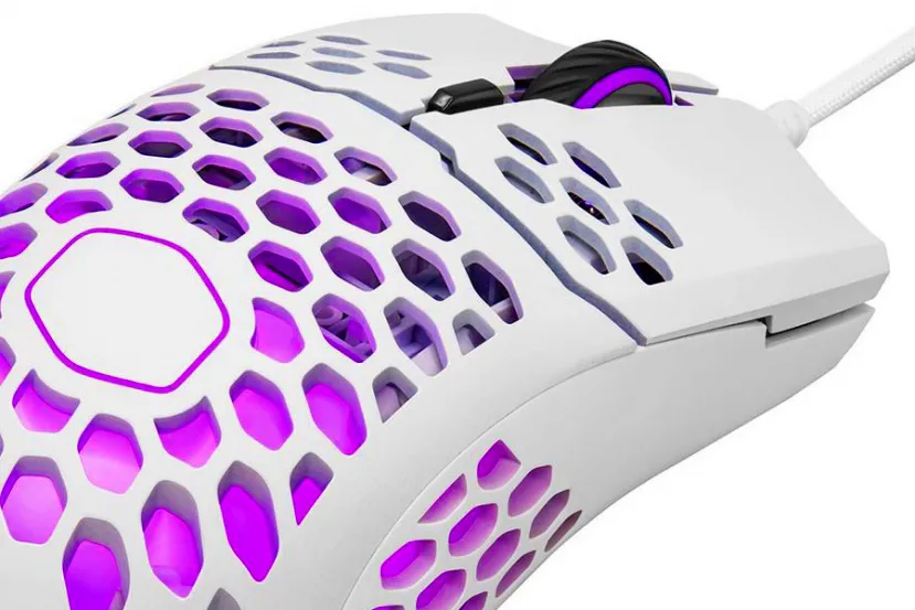 Cooler Master introduce el ratón gaming ultraligero MM711 con un peso de 60 gramos, interruptores OMRON y RGB