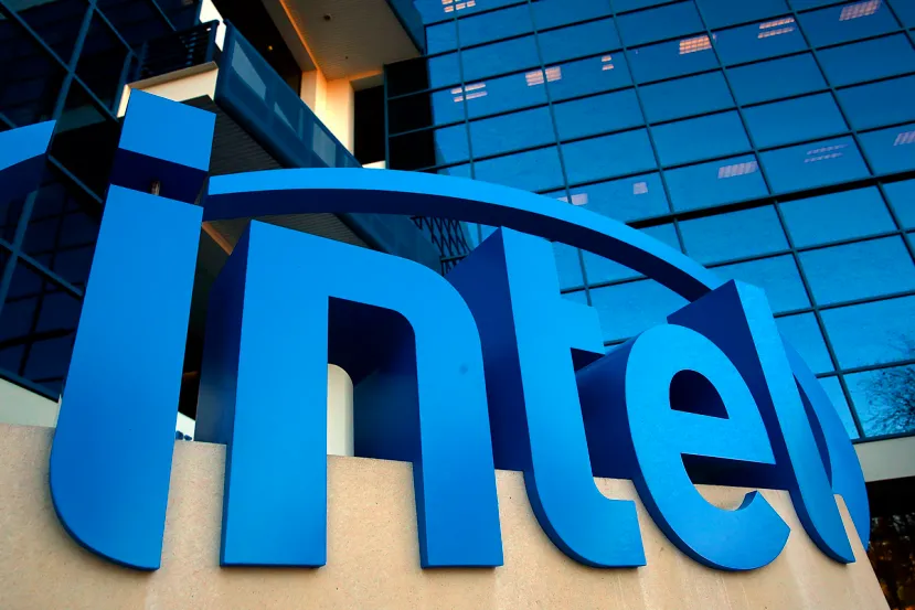 El CEO de Intel indica que veremos CPUs de 7 nanómetros a finales de 2021