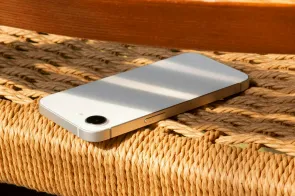 iPhone 17e: Características, precio y todo lo que sabemos sobre el nuevo móvil barato de Apple