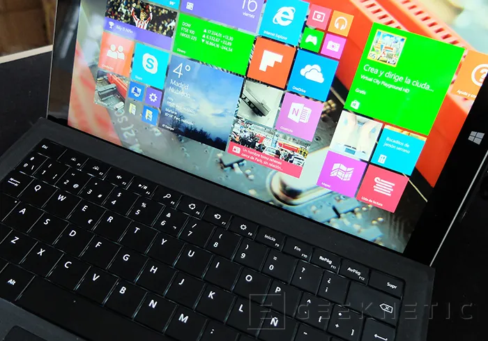 Geeknetic Microsoft Surface Pro 3 3