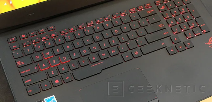 Geeknetic ASUS ROG G751JY Gaming Laptop 28
