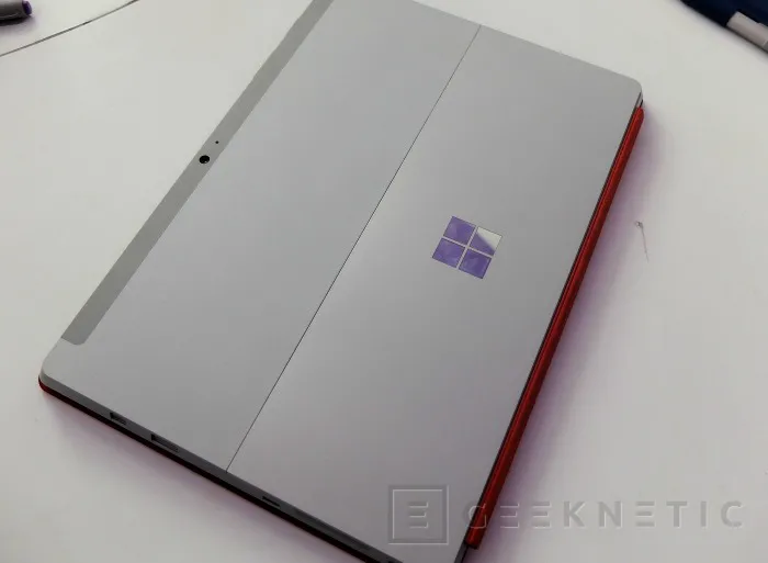 Geeknetic Microsoft Surface 3. Primer contacto 5