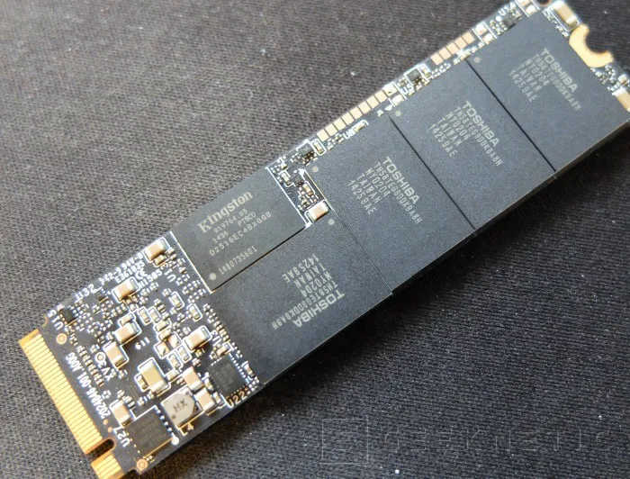 Geeknetic Kingston Predator 480GB PCIe SSD 8
