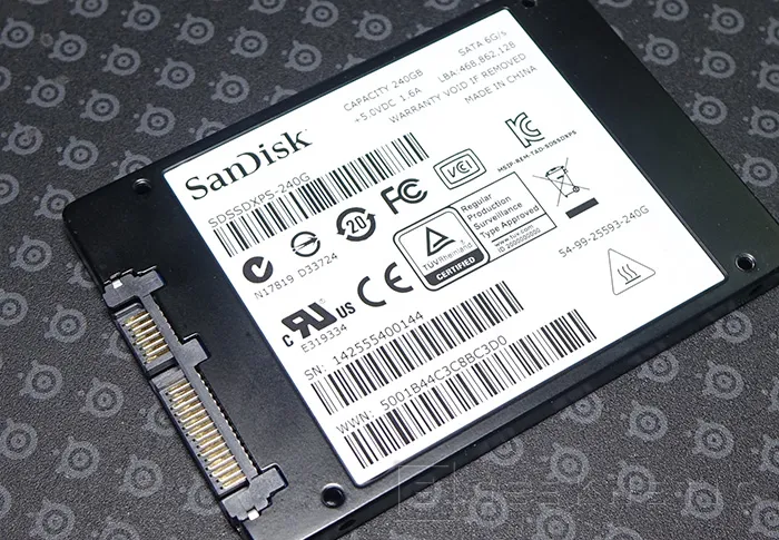 Geeknetic Sandisk Extreme PRO 240GB SSD 5