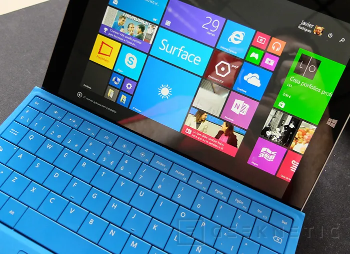 Geeknetic Microsoft Surface 3 13