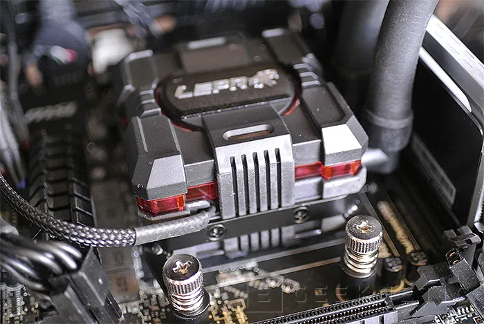 Geeknetic Mi nuevo PC es AMD 10