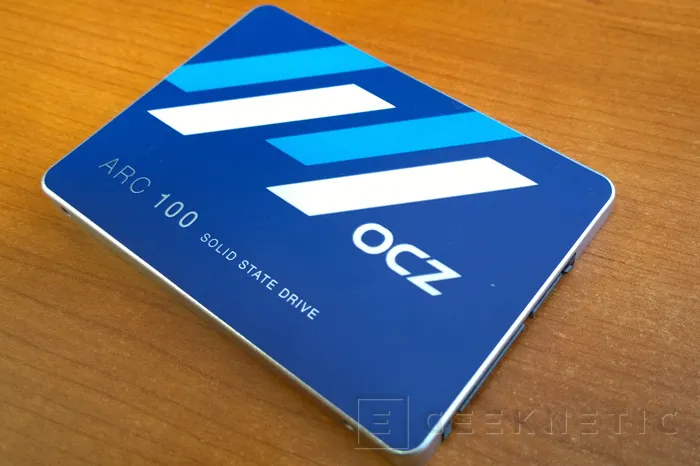 Geeknetic ¿Cuál es la durabilidad de un SSD?  Lo probamos con el OCZ ARC 100 12