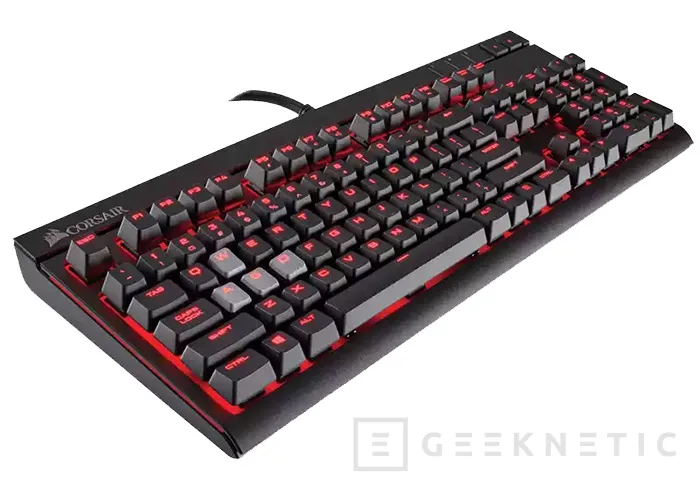 Geeknetic Corsair Strafe Cherry MX Red Mechanical Keyboard 1