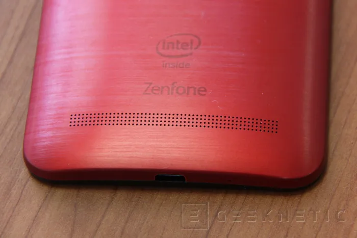 Geeknetic ASUS ZenFone 2 (ZE551ML) 9