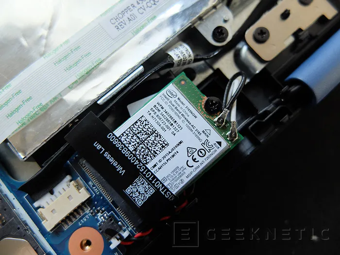 Geeknetic Acer Aspire R3-131T  15