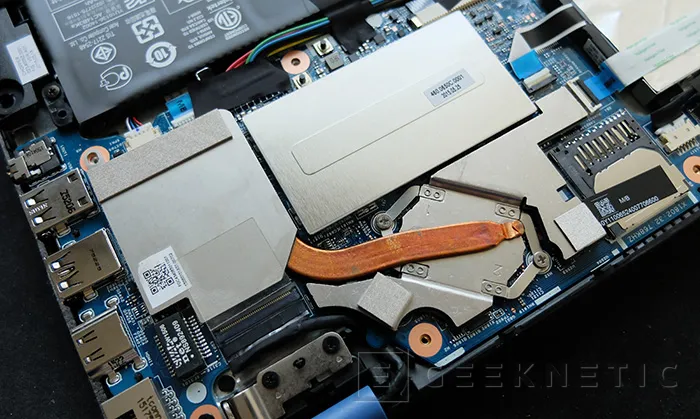 Geeknetic Acer Aspire R3-131T  3