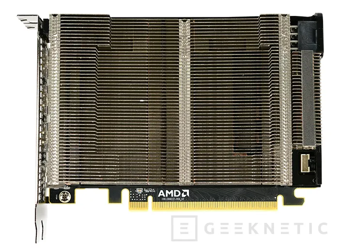 Geeknetic AMD Radeon R9 Nano 23