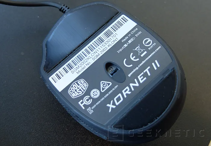 Geeknetic Cooler Master Xornet II gaming mouse 2