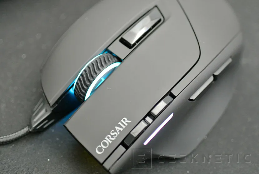 Geeknetic Corsair Sabre RGB Gaming Mouse 8