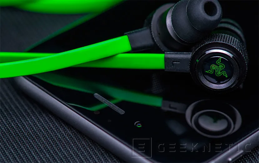 Geeknetic Razer HammerHead Pro v2 9