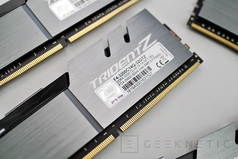 Geeknetic G.Skill DDR4 TridentZ F4-3200C14Q-32GTZ 5