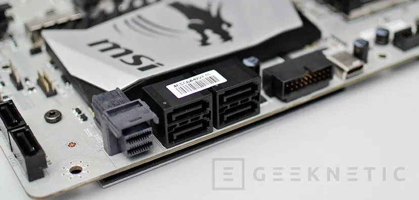 Geeknetic MSI Z170A MPOWER Gaming Titanium  8