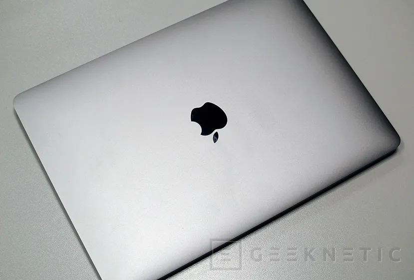 Geeknetic Primer contacto con el Macbook Pro 13” 2016 sin TouchBar 1