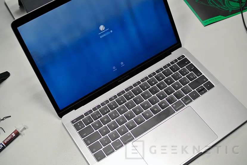 Geeknetic Primer contacto con el Macbook Pro 13” 2016 sin TouchBar 2