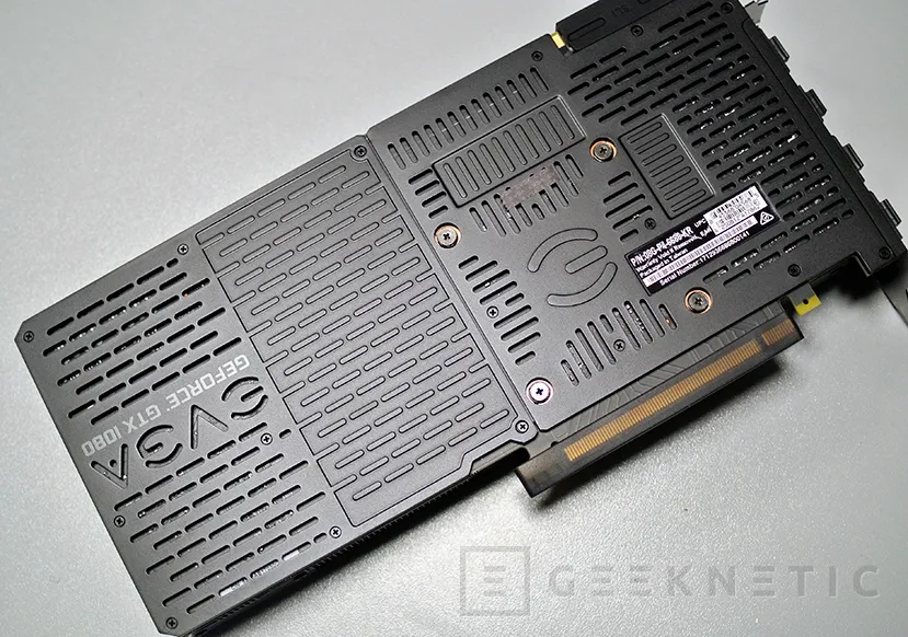 Geeknetic EVGA iCX para Geforce GTX 1070 y GTX 1080 3