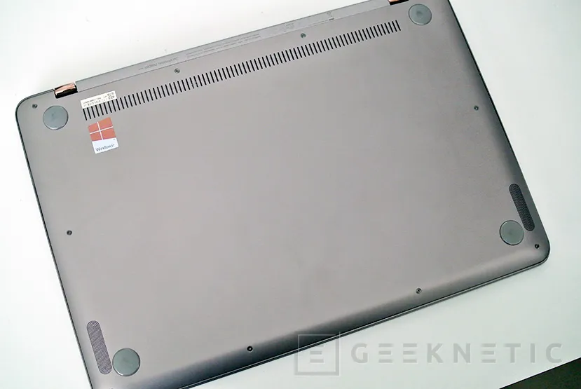 Geeknetic ASUS Zenbook Flip UX360UA 14