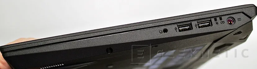 Geeknetic Review Portátil Acer Nitro 5 VR Ready con Ryzen 2700U 7