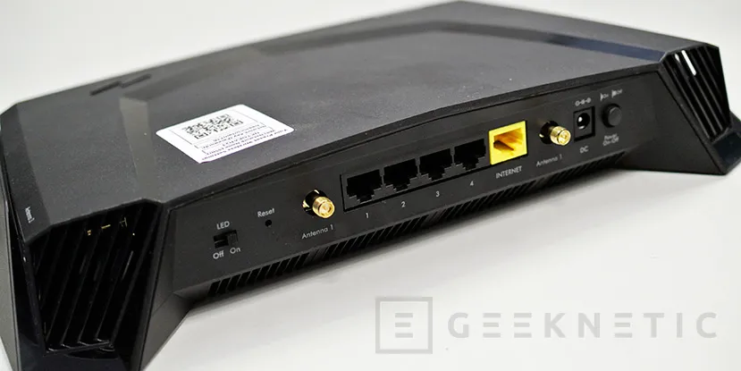 Geeknetic Review Router Netgear XR500 Nighthawk Pro Gaming 5