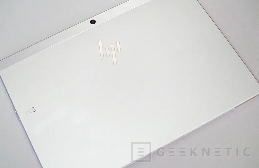 Geeknetic Review del Tablet HP Envy X2 con Procesador Qualcomm Snapdragon 835 9