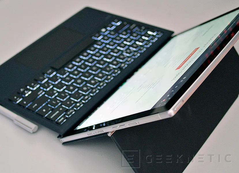 Geeknetic Review del Tablet HP Envy X2 con Procesador Qualcomm Snapdragon 835 34