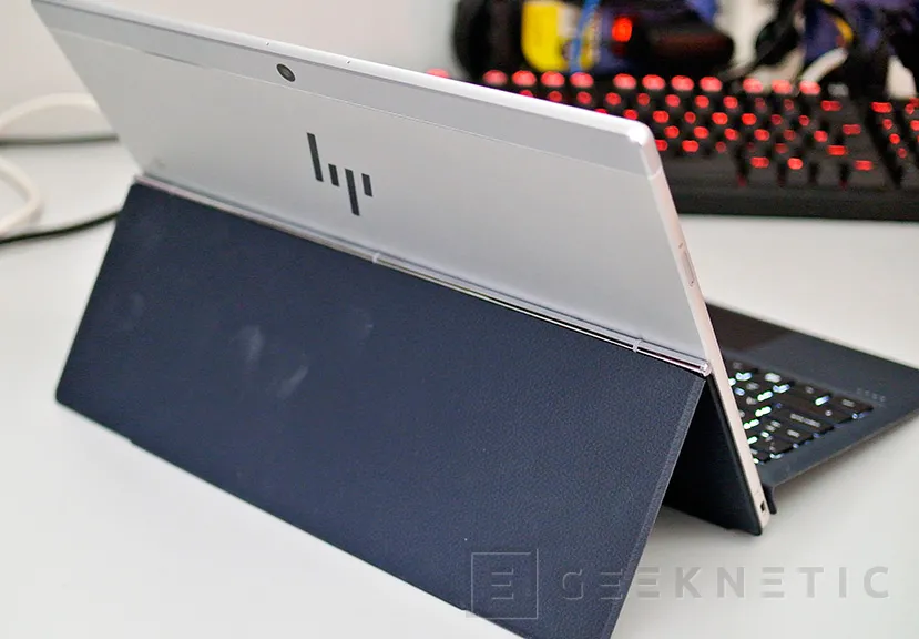 Geeknetic Review del Tablet HP Envy X2 con Procesador Qualcomm Snapdragon 835 22