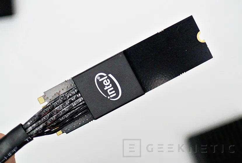 Geeknetic Review Intel Optane 905P 480GB 8