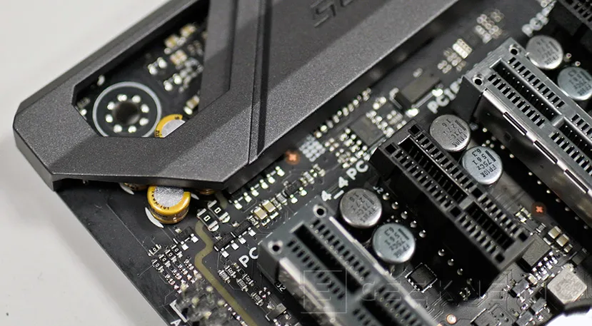 Geeknetic Review Placa Base ASUS ROG Zenith Extreme X399 35