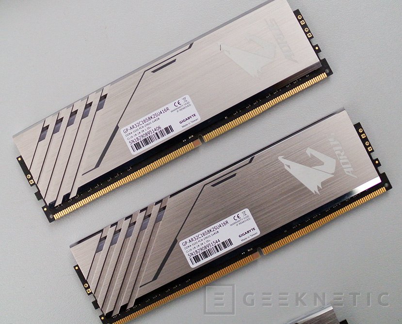 AORUS DDR4 3200 メモリ 16GB (2x8GB) Review Gigabyte AORUS RGB DDR4 3200 2x8GB [Análisis Completo en