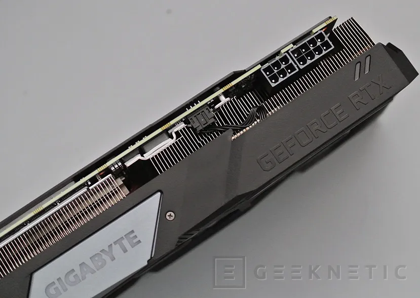 Geeknetic Review Gigabyte Aorus Geforce RTX 2080 Gaming OC 8G 5