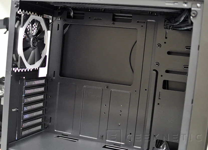 Geeknetic Review Caja NOX Hummer Fusion 4