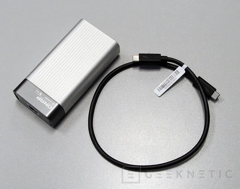 Geeknetic Adaptador Qnap QNA-T310G1T USB 4.0 Thunderbolt 3 10GbE 10