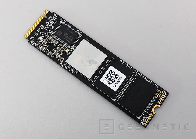Geeknetic Review SSD Gigabyte AORUS NVMe Gen4 SSD 2TB 1