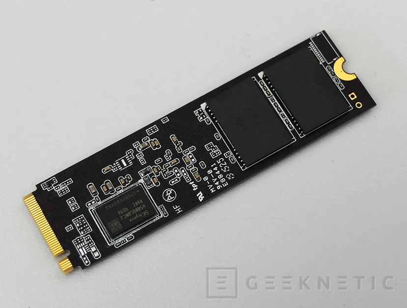 Geeknetic Review SSD Gigabyte AORUS NVMe Gen4 SSD 2TB 2