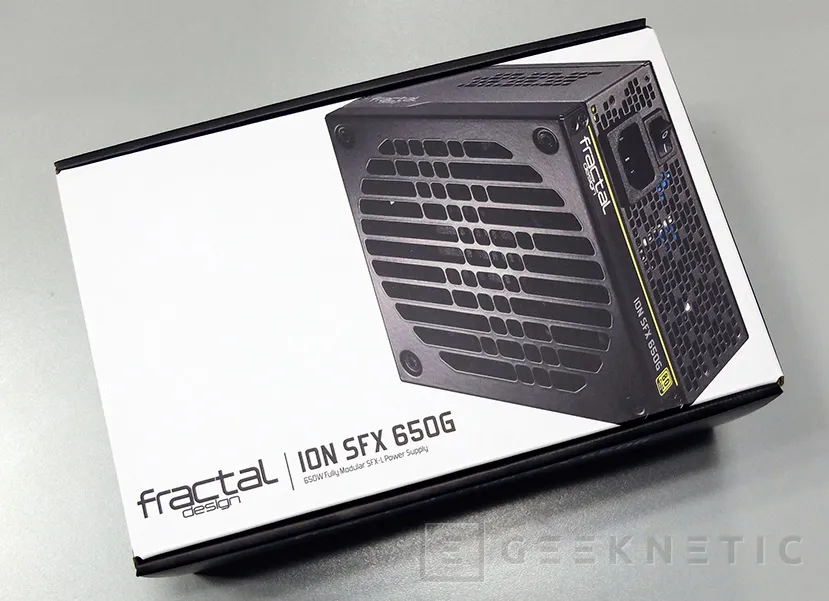 Geeknetic Review Fuente de alimentación Fractal Design Ion Gold 650w SFX-L 3