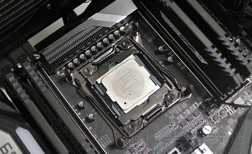 Geeknetic Review Intel Core i9-10980XE 13