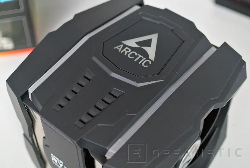 Geeknetic Review Disipador Arctic Freezer 50 TR 5