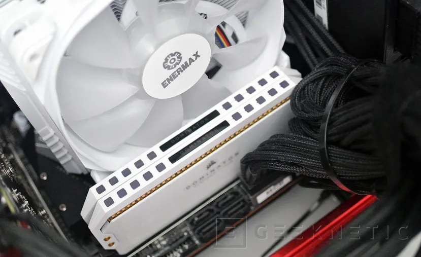Geeknetic Corsair DDR4 Dominator Platinum RGB 4000C19 Review 18