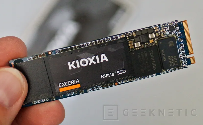 Geeknetic Kioxia Exceria SSD 1TB Review 8