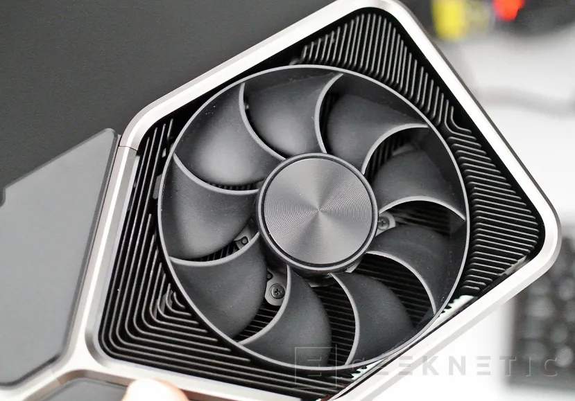 Geeknetic NVIDIA GeForce RTX 3080 Founders Edition Review 19
