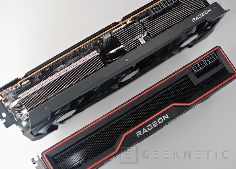 Geeknetic Powercolor Red Devil AMD Radeon RX 6800 XT Limited Edition Review 18