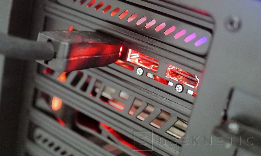 Geeknetic Powercolor Red Devil AMD Radeon RX 6800 XT Limited Edition Review 16