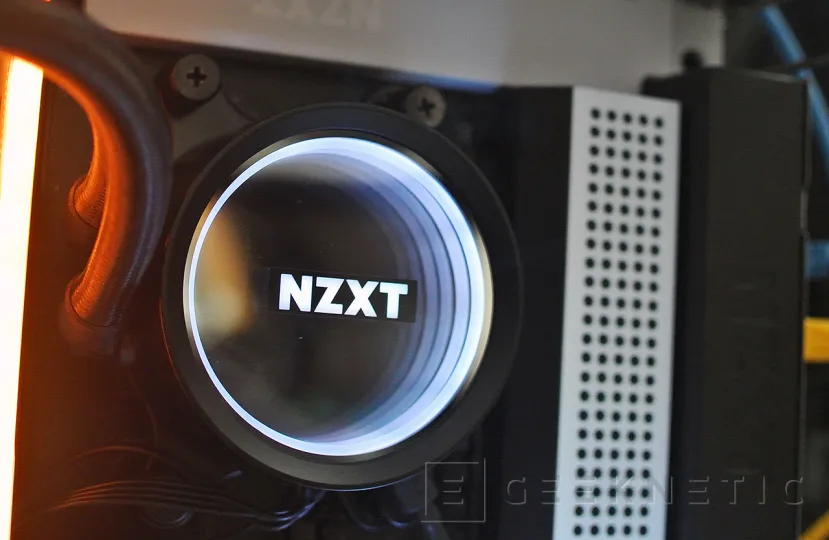 Geeknetic Refrigeración líquida NZXT Kraken X73 RGB Review 13