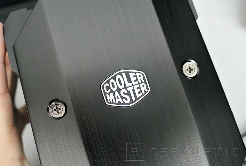 Geeknetic Cooler Master MasterAir MA624 Stealth Review 7