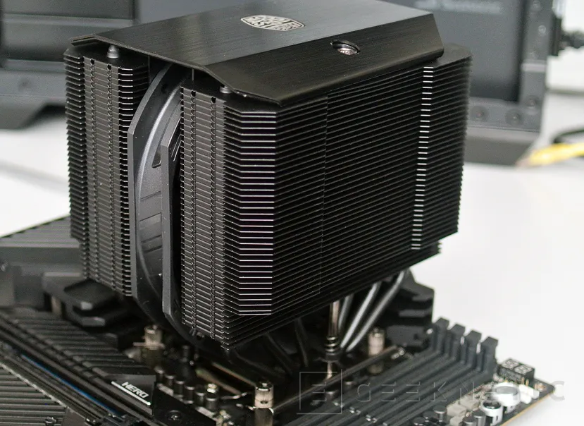 Geeknetic Cooler Master MasterAir MA624 Stealth Review 15