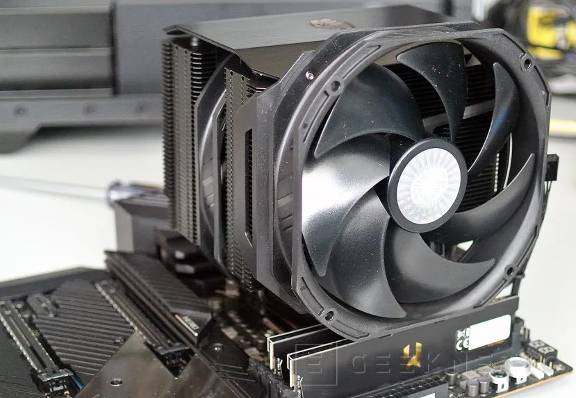 Geeknetic Cooler Master MasterAir MA624 Stealth Review 17
